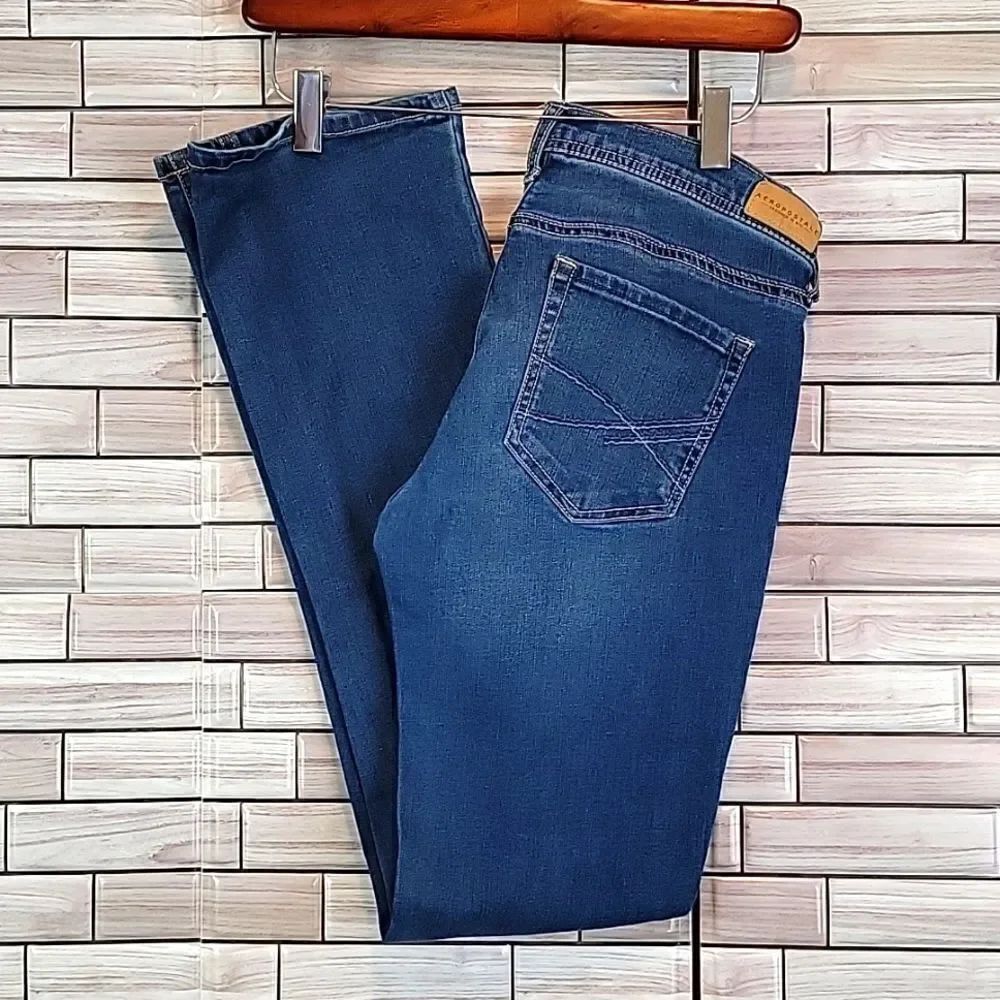 Aeropostale blue denim low-rise bootcut jeans Womens Size 4